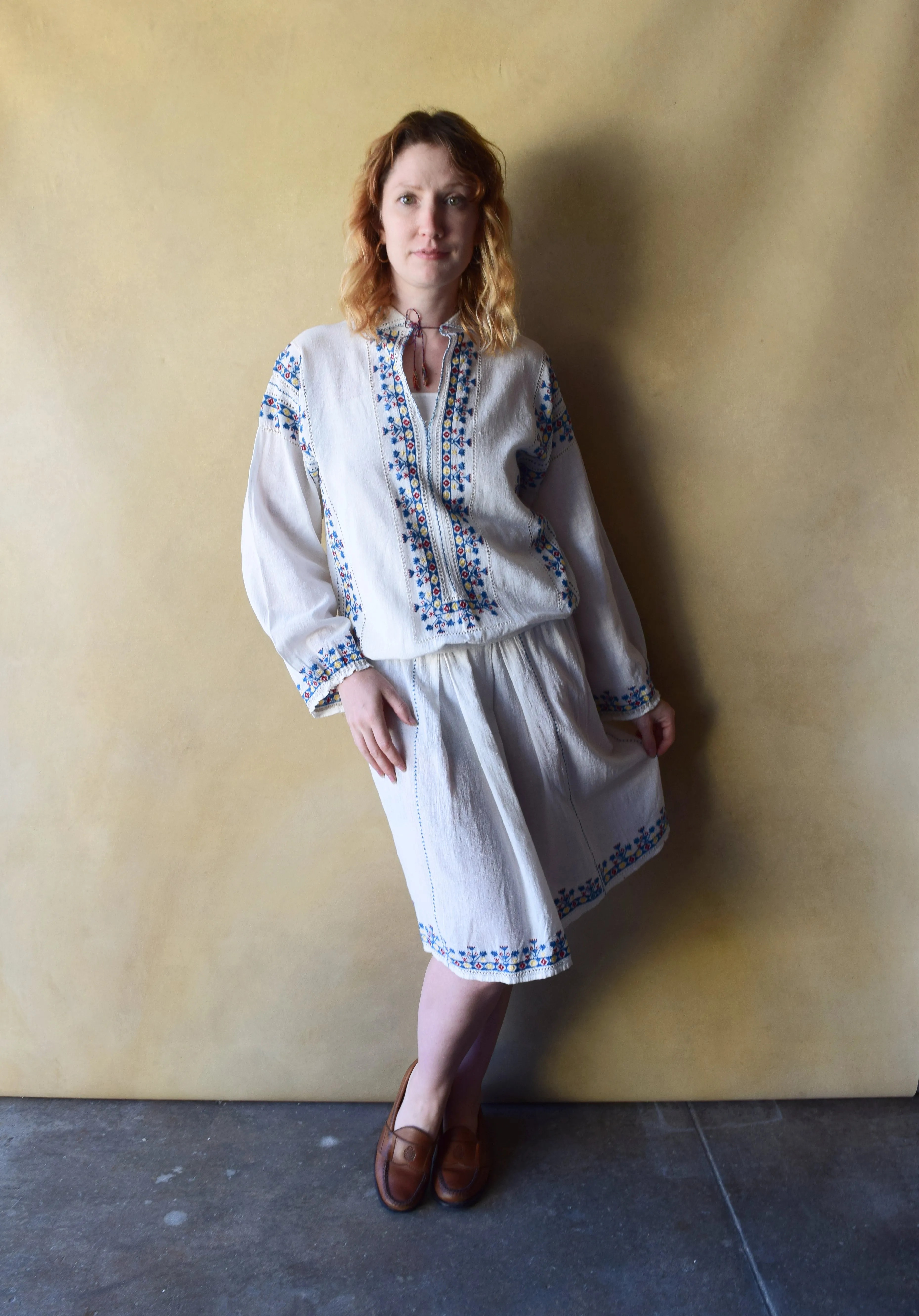 1920s embroidered set . 20s folk Hungarian dress . size xs to s