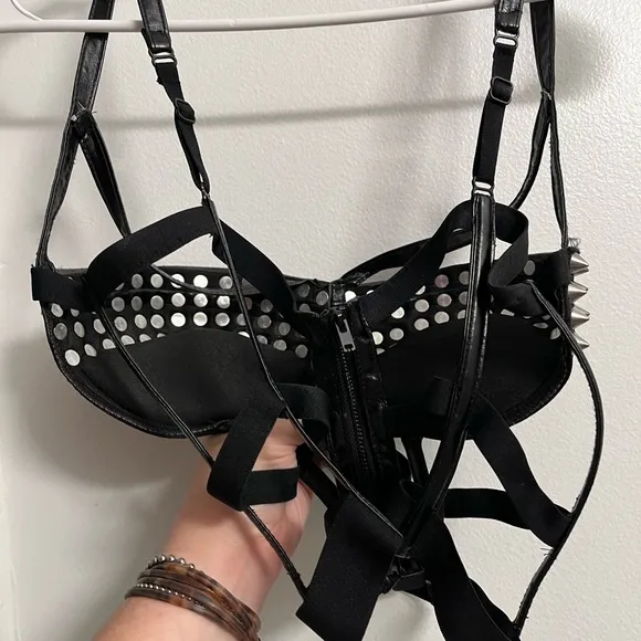 Black Structured Underwire Bra with Studded Design