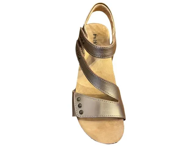 CLEARANCE - Halsa - Giselle