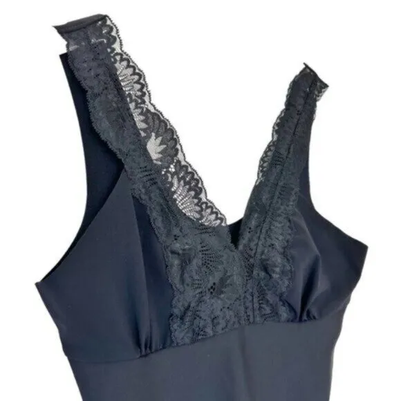 Commando Sexy and Smooth Lace Trim Back Slip V Neck Shapewear Size M