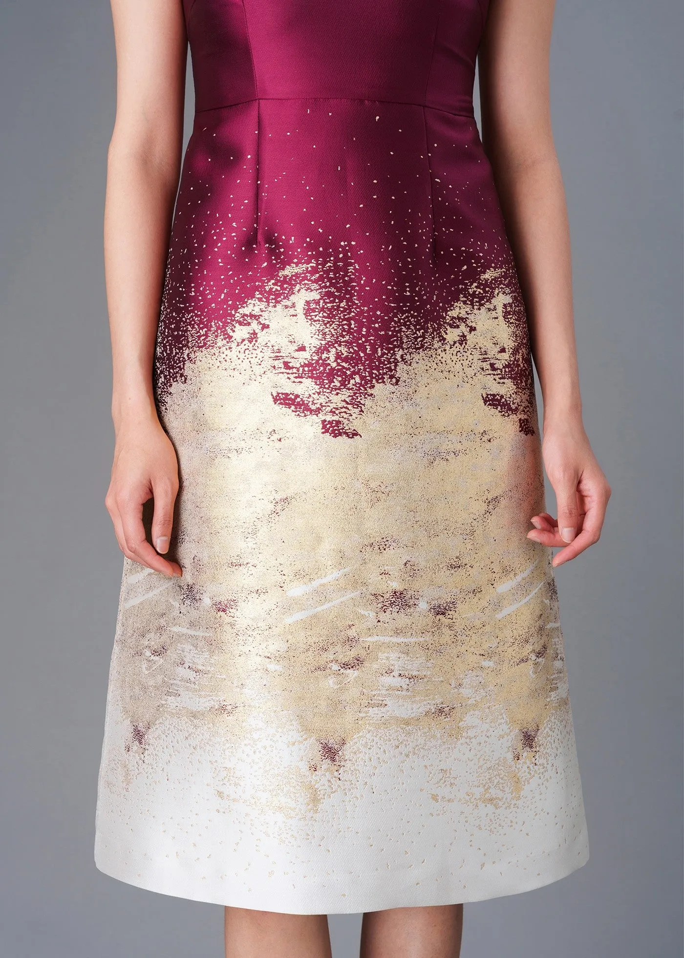 Common Mallows Midi Qipao (Red/ Gold) - RTW