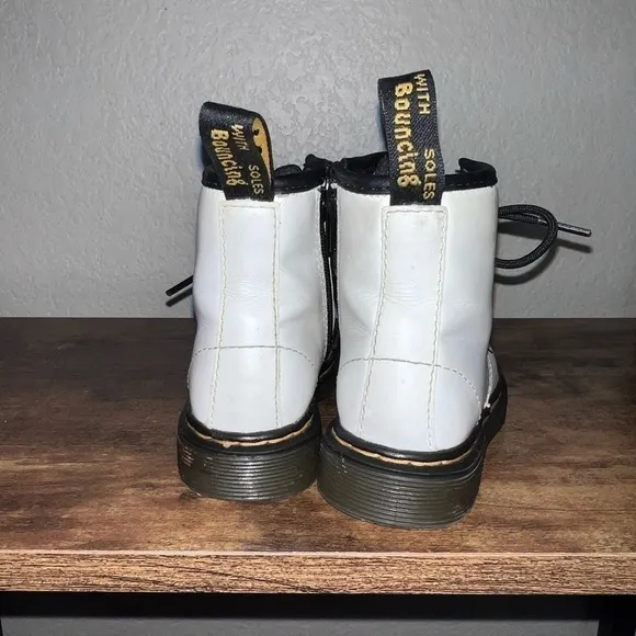 Dr. Martens 1460 8-Eye Boot - Little Kid - White