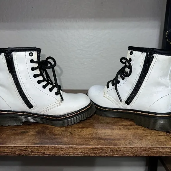 Dr. Martens 1460 8-Eye Boot - Little Kid - White