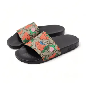Gucci GG Supreme Strawberry Slides - Canvas - 35