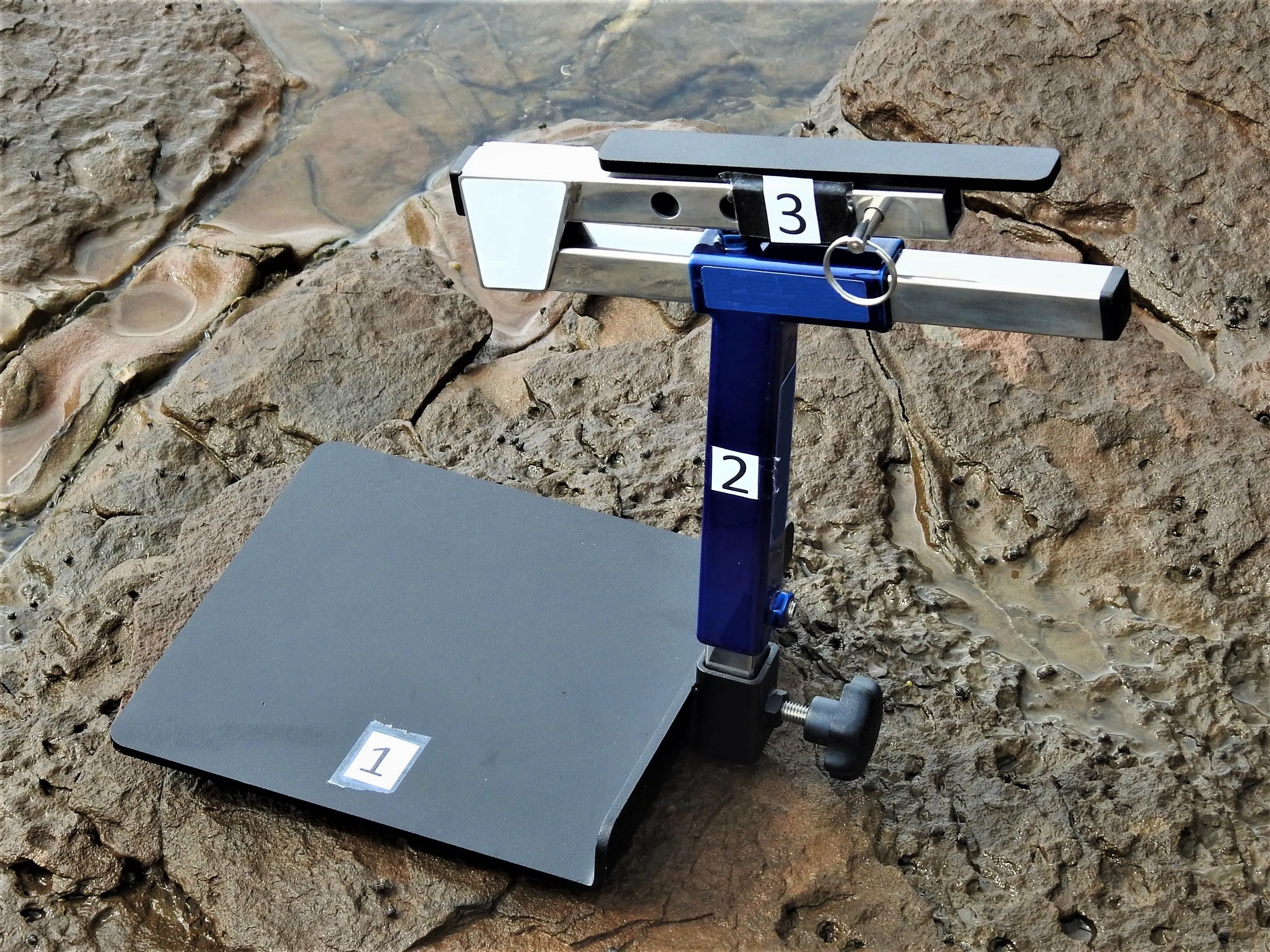 Hands-on Adjustable, Hinged Fish Fighting Rod Holder for Wheelchair Seat
