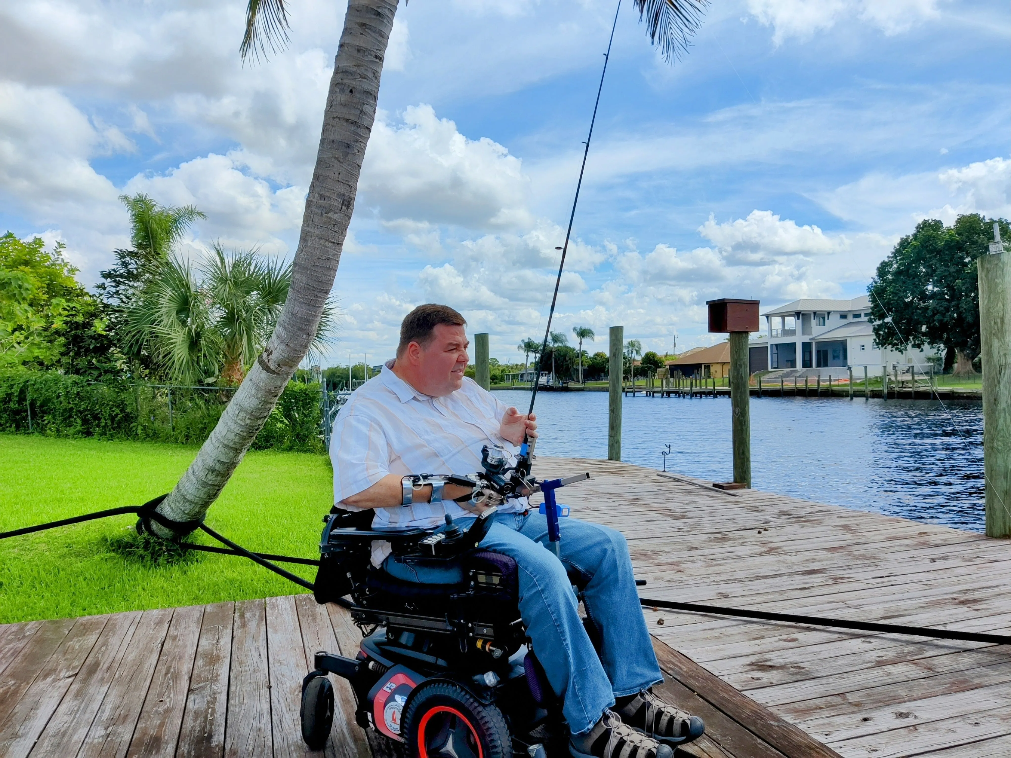 Hands-on Adjustable, Hinged Fish Fighting Rod Holder for Wheelchair Seat