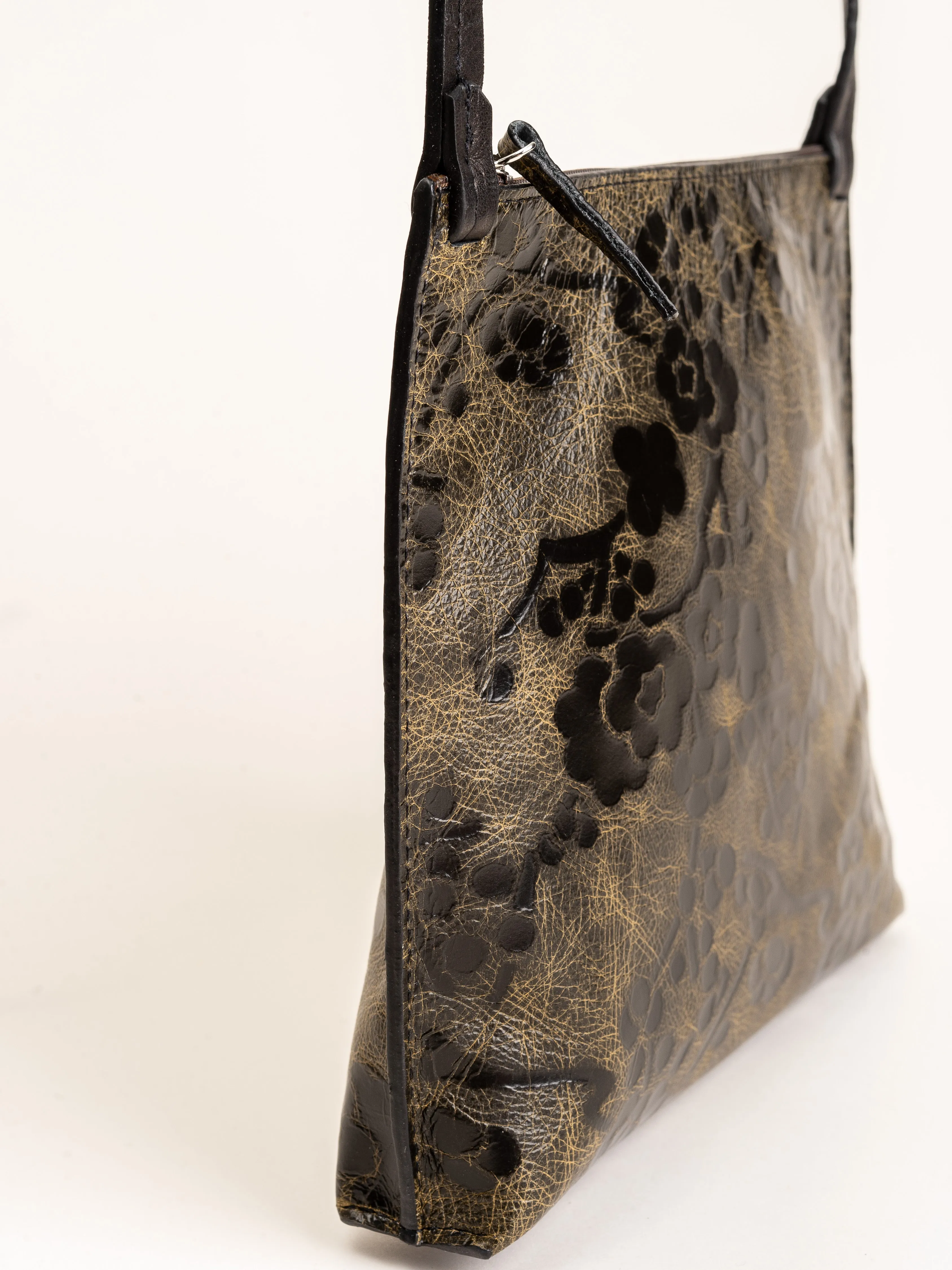 large strappy pouch - hazel blossom