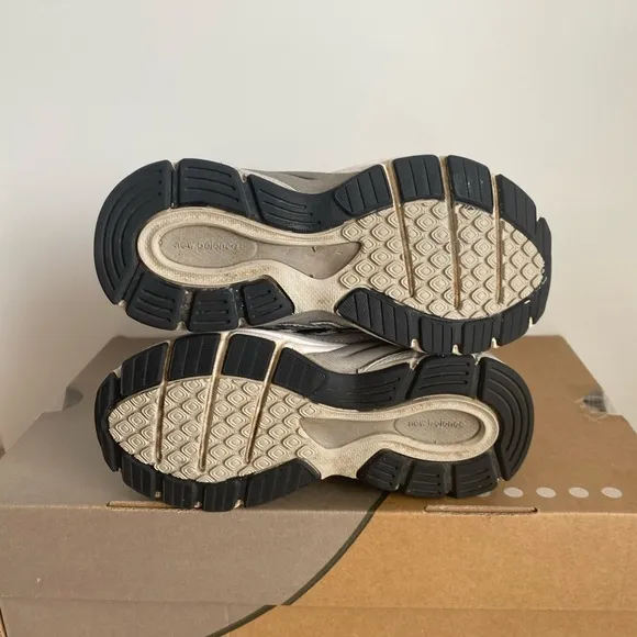 New Balance 990 Grey/White Kids Sneakers- SZ 12 C