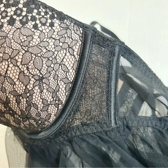 New Victoria’s Secret Strappy Lace Tulle Babydoll Nightie Lingerie Size 36D NWT