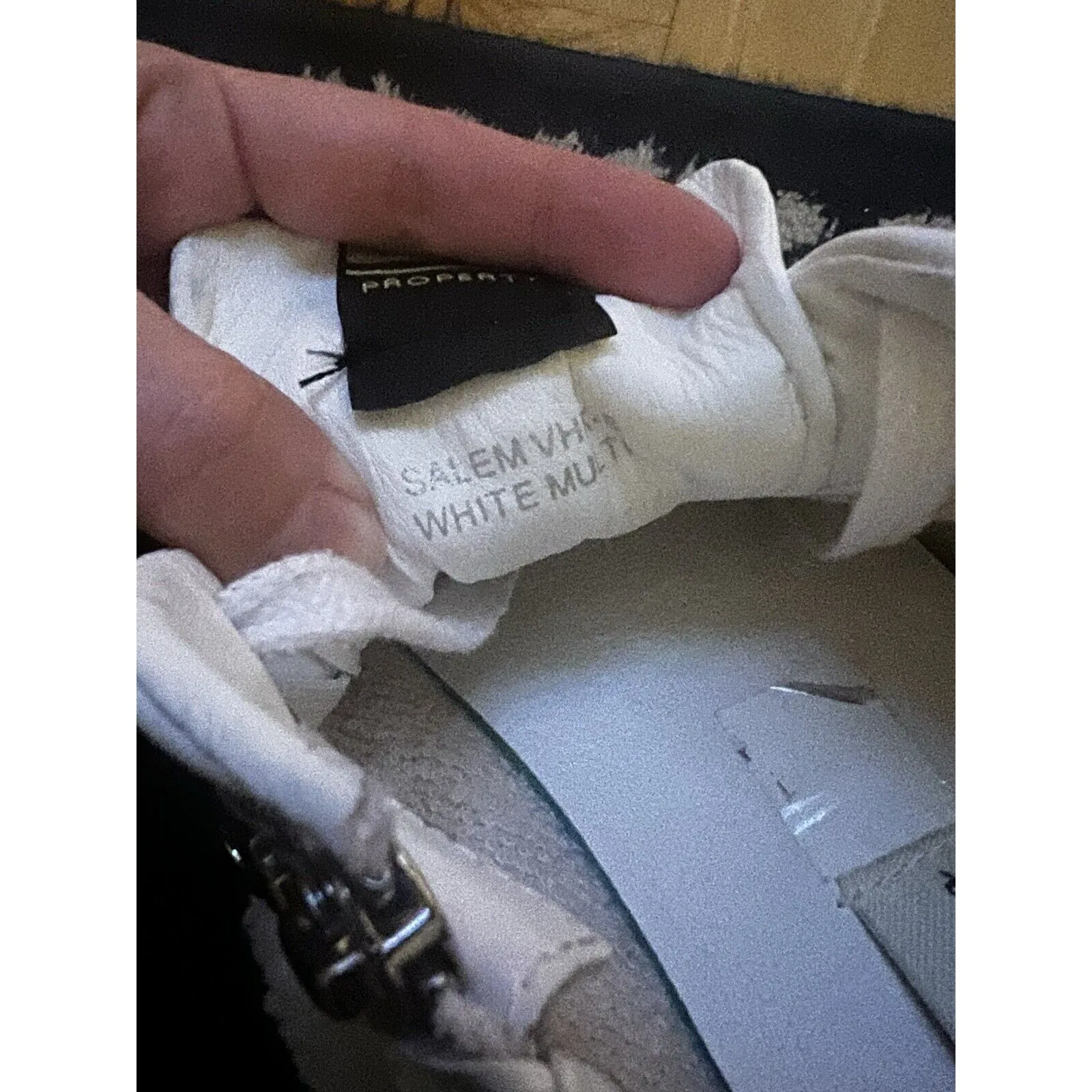 NEW Vintage Havana Women's White & Silver Salem Faux Fur Star Sneakers – Size 8