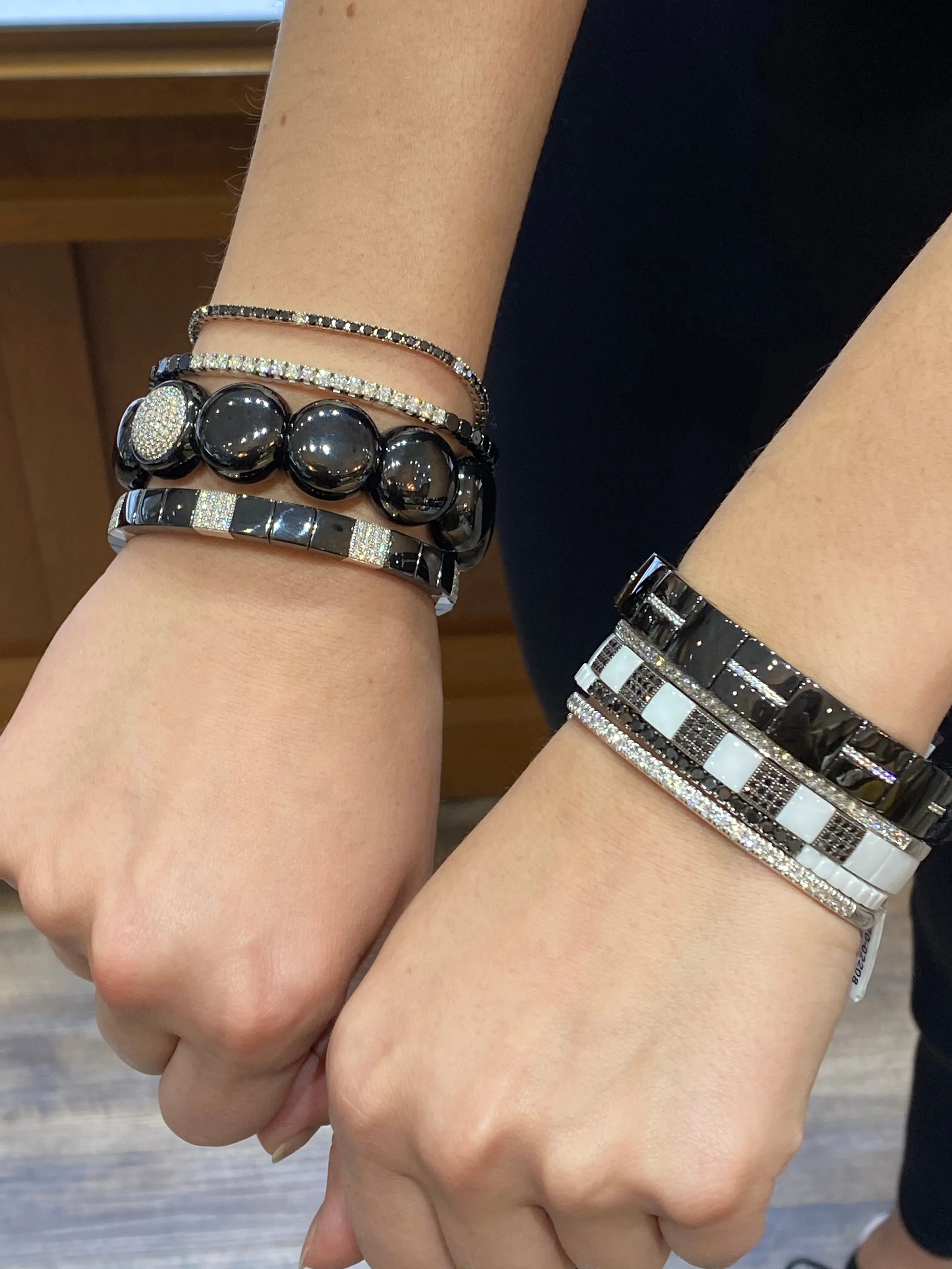 Roberto Demeglio 'Scacco' Glossy Black & Diamond Stretchy Bracelet