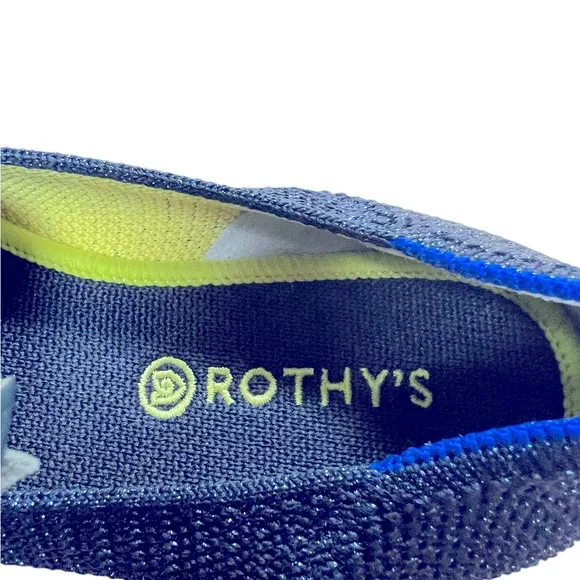 Rothy’s metallic lattice slip on children’s shoe in size 2 NWOB stretch/comfort