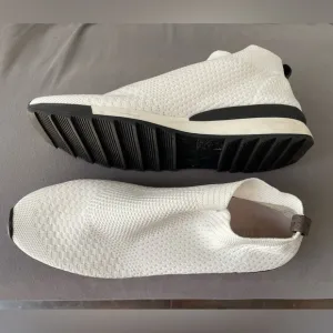 Rudsak stretchy sneakers. Worn once
