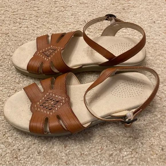 SAS Huarache Quarter Strap Sandal, Brown Leather, Embroidered, Women’s, 8.5