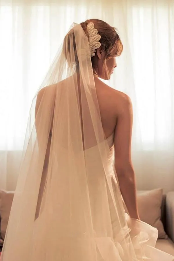 Sexy Ruffles Sweetheart Sleeveless Wedding Dress With Beading WD031