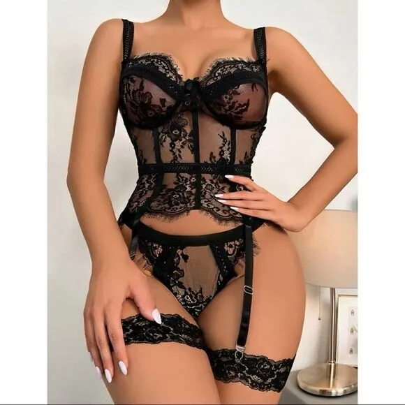 Sexy Sheer Lace Lingerie Set with Leg rings