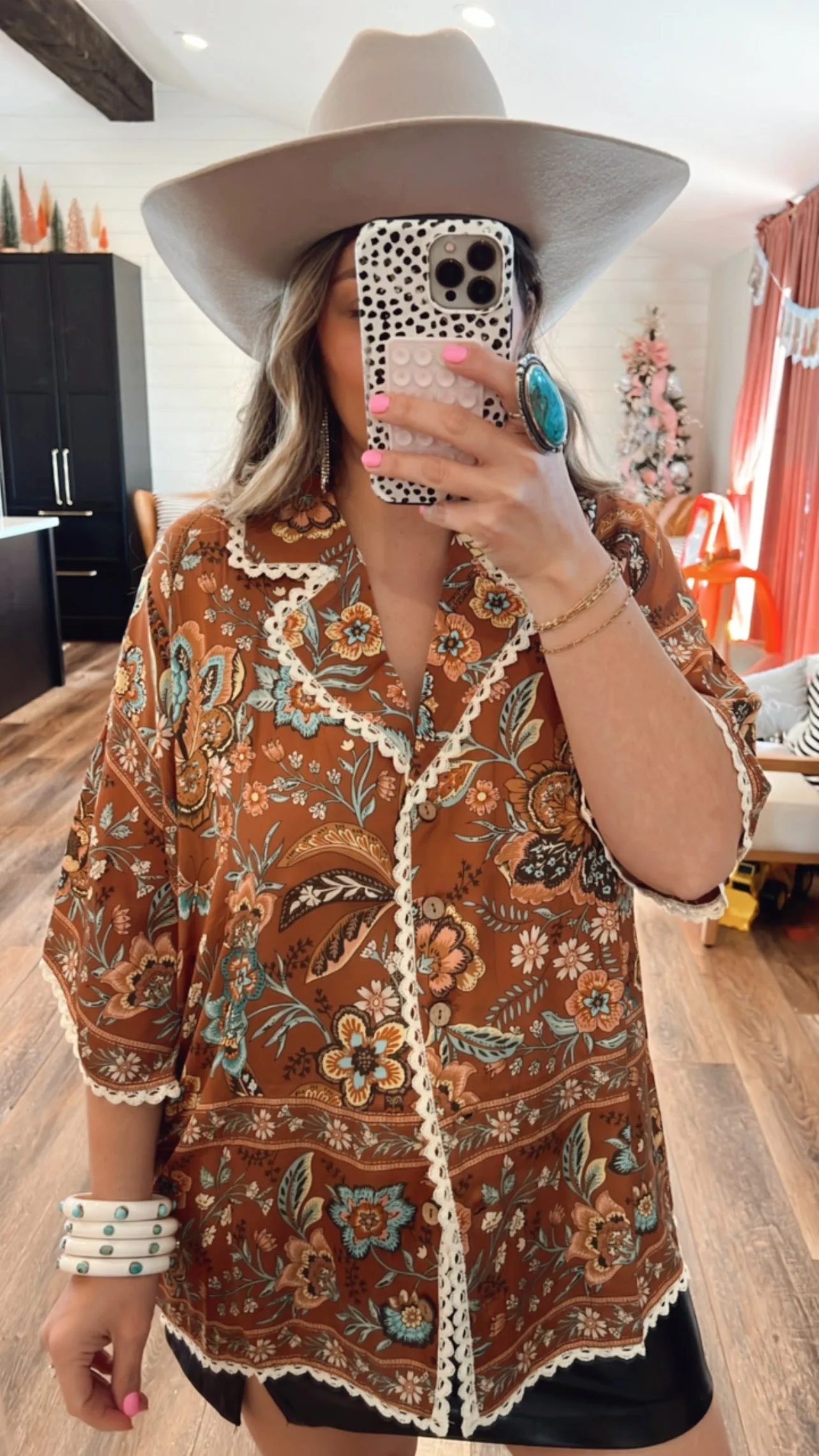 {Spell} Mojave Lily Shirt - Amber