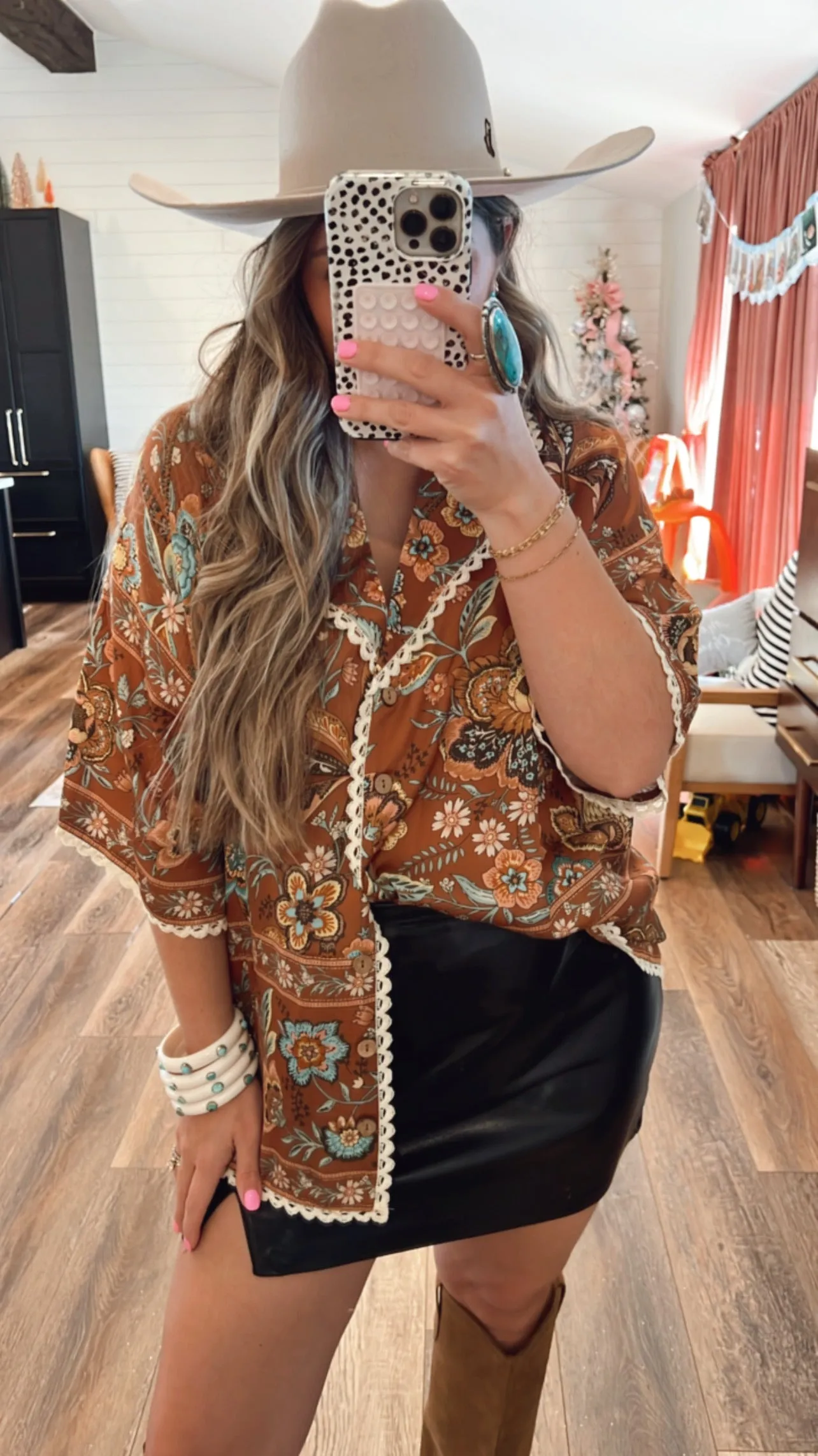 {Spell} Mojave Lily Shirt - Amber