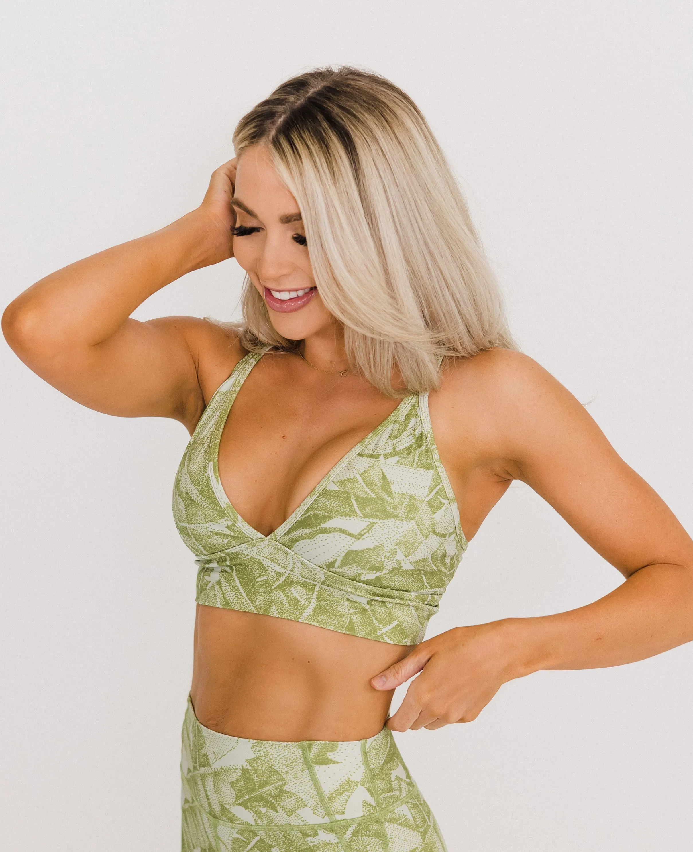 Strappy Back V Bra - Leaf