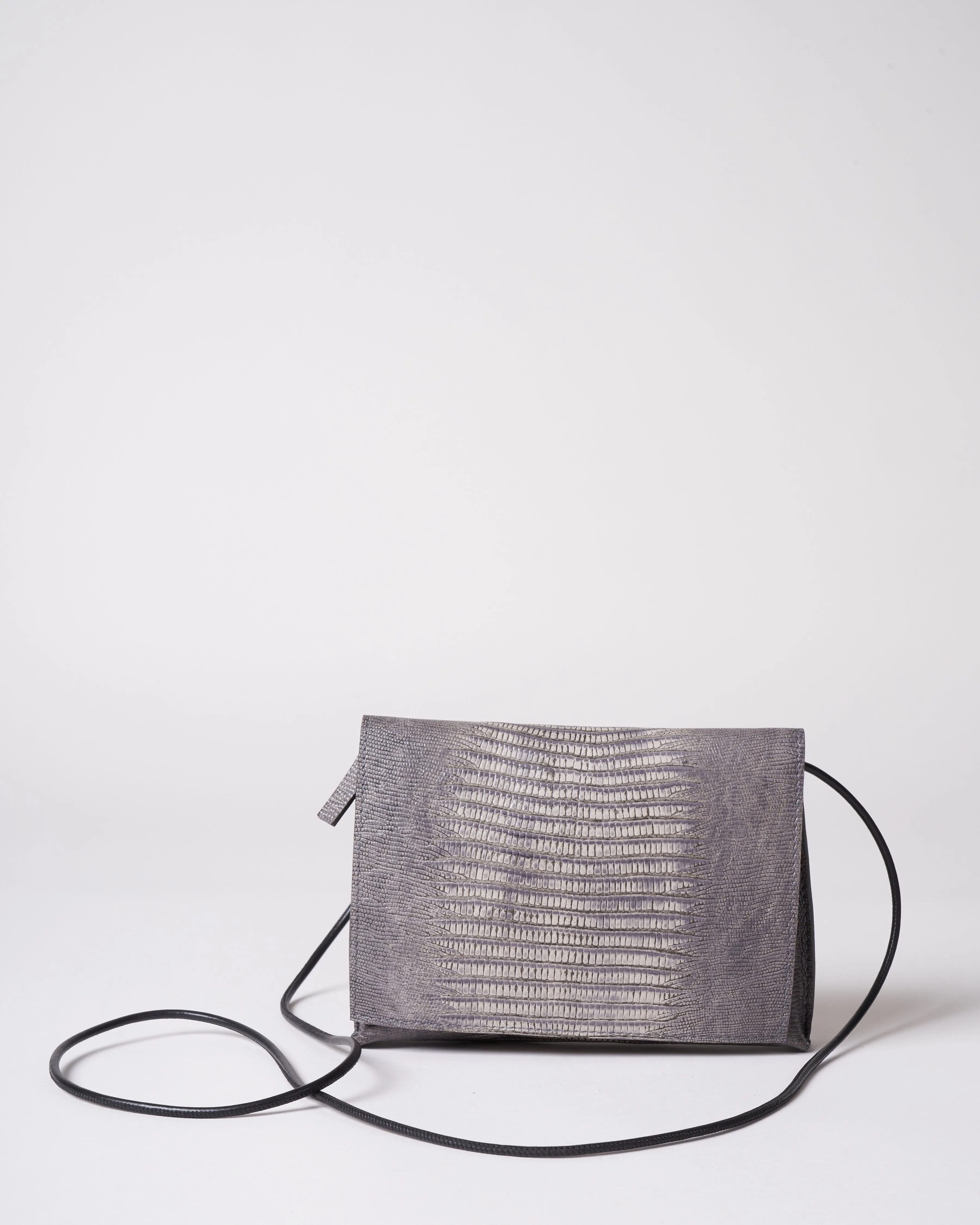 strappy foldover - gray lizard