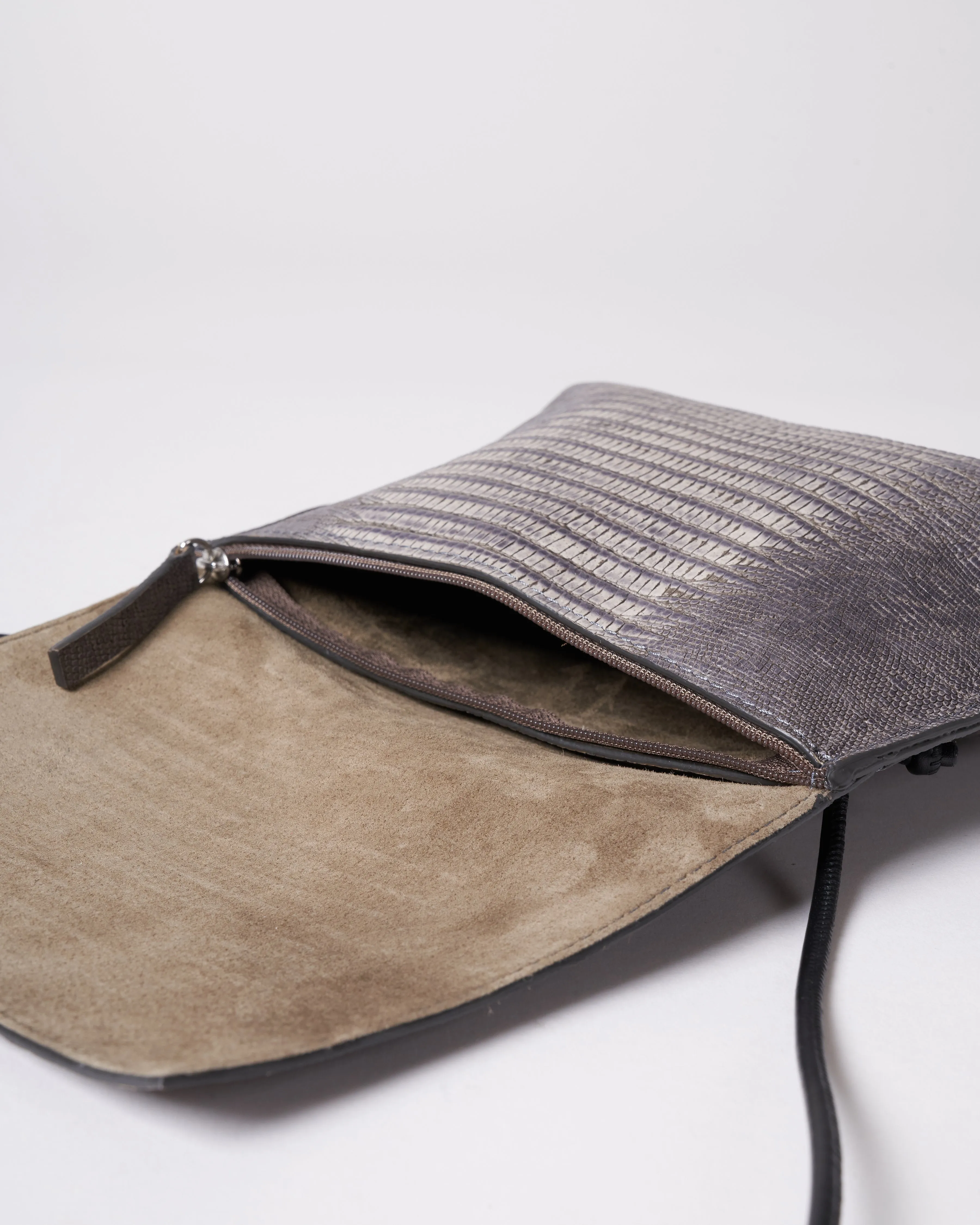 strappy foldover - gray lizard
