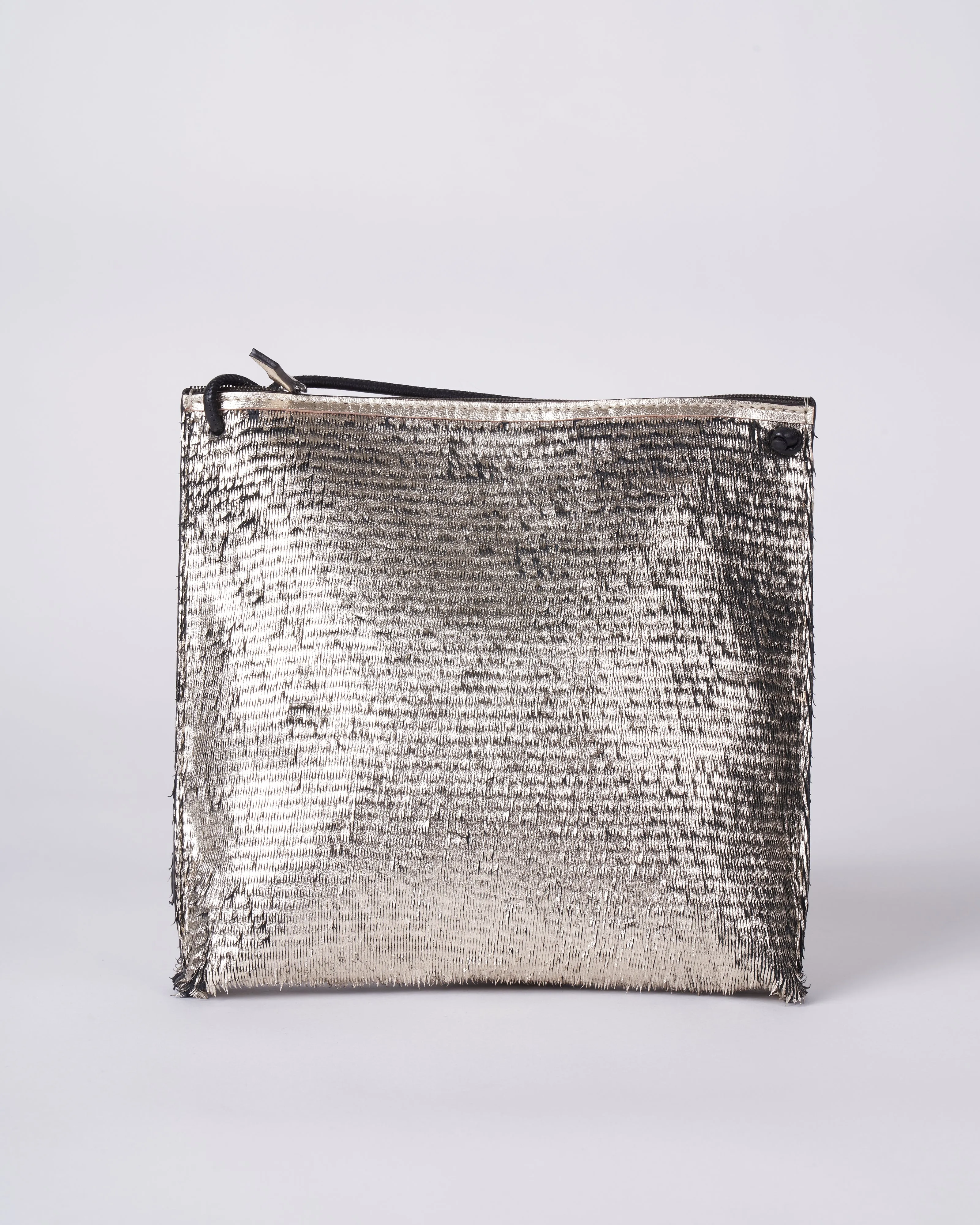 strappy pouch - champagne shag