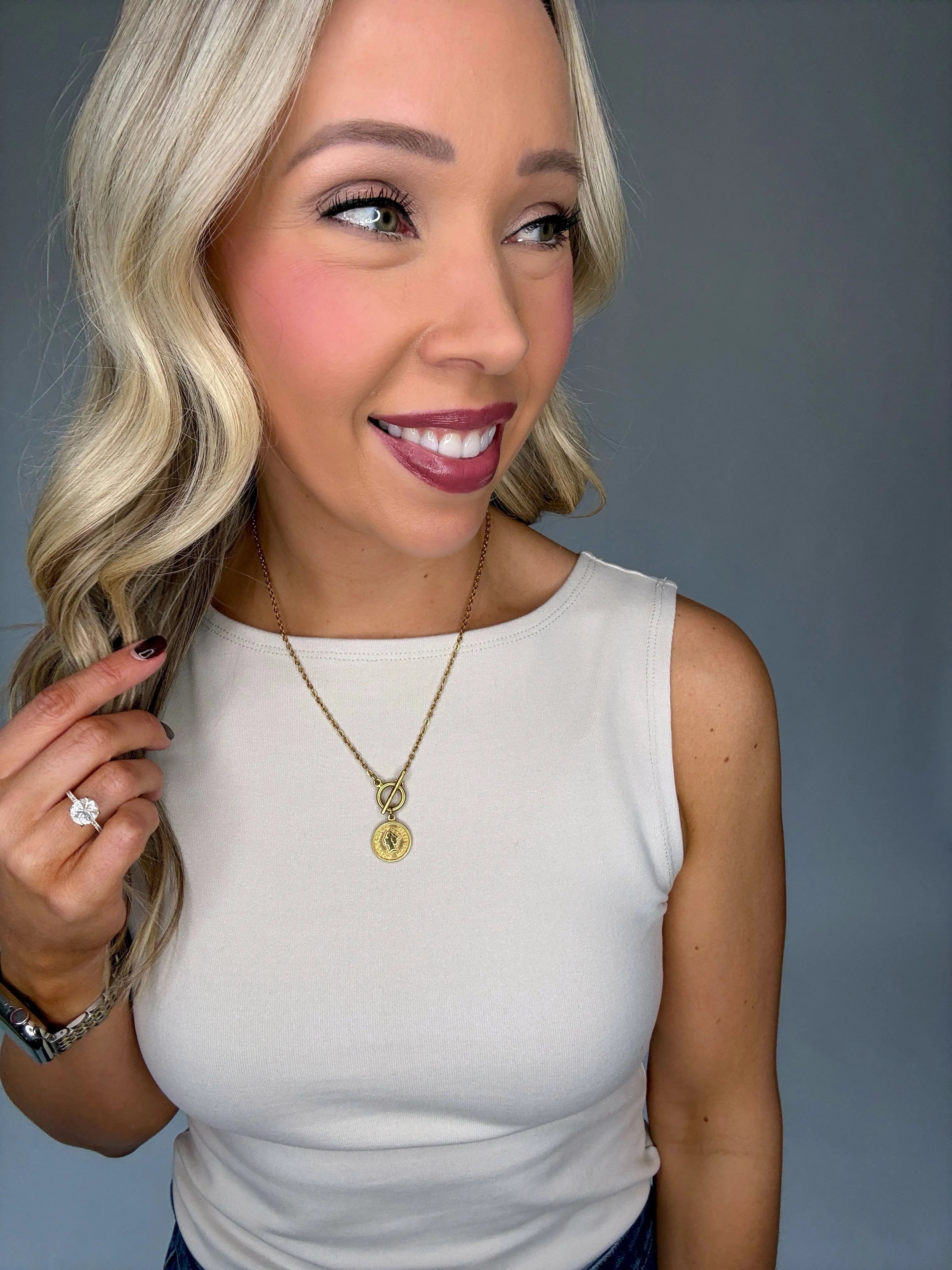 The Sidney Top - Beige