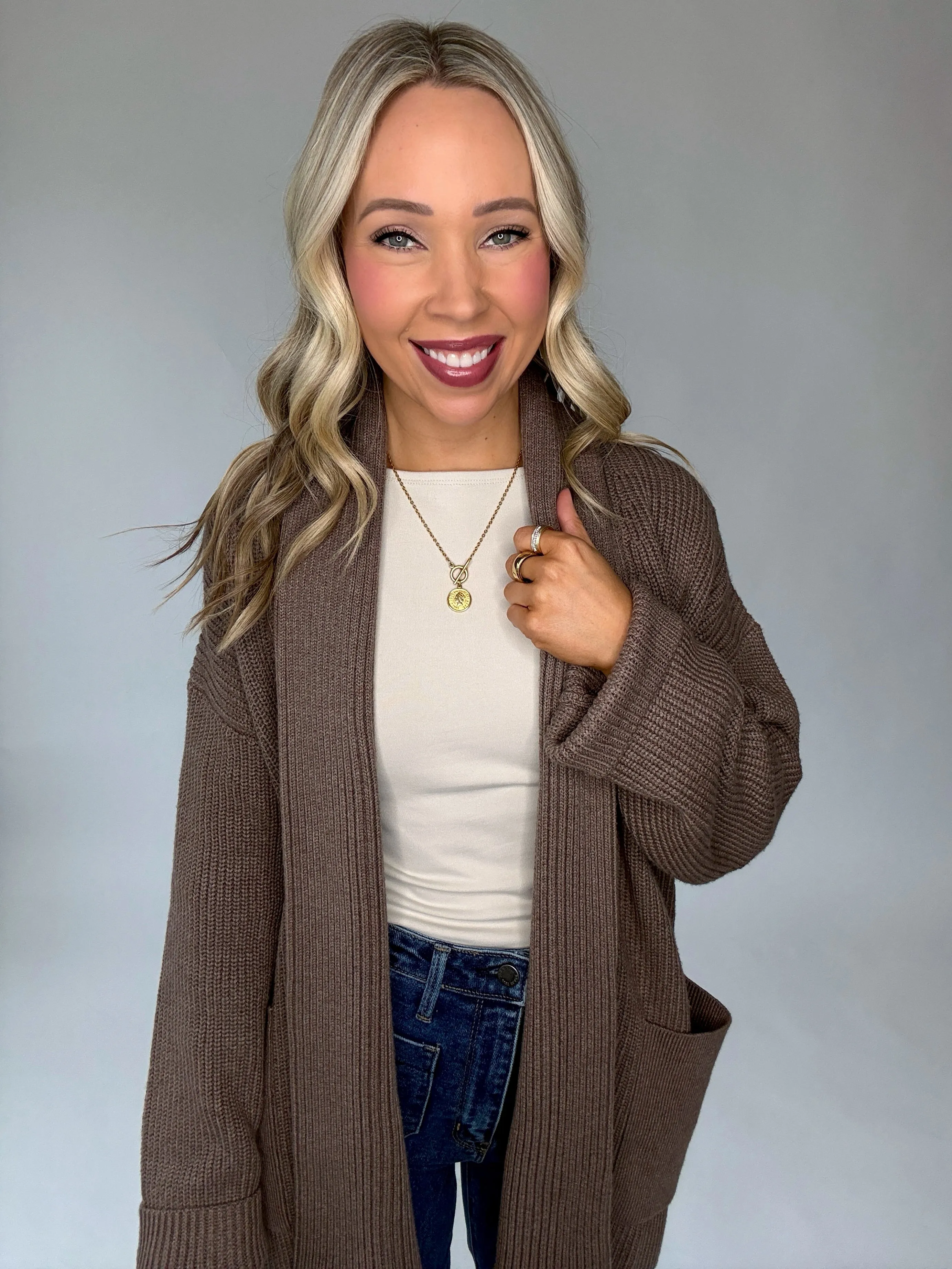The Sidney Top - Beige