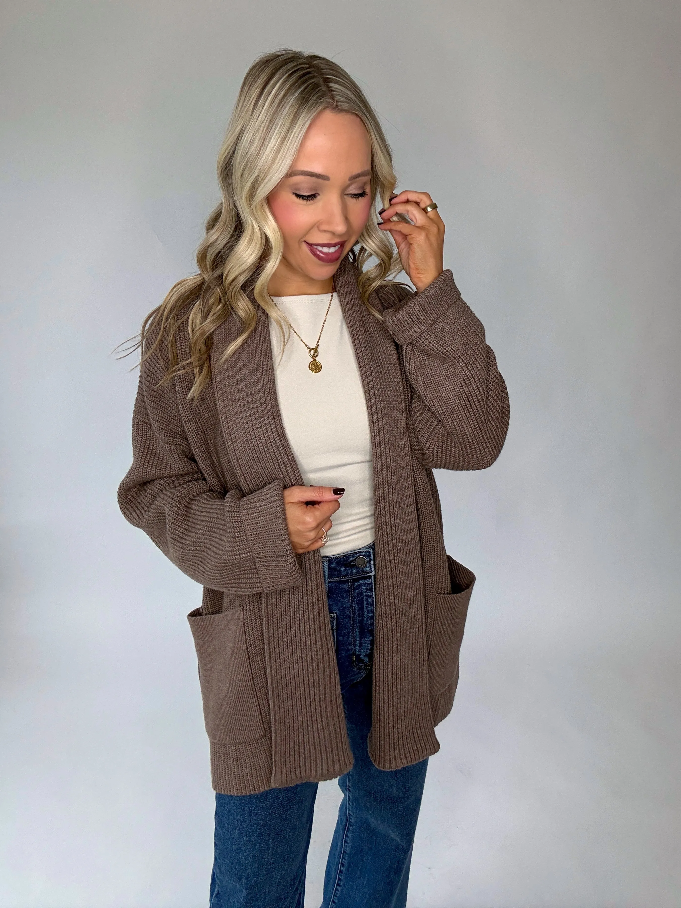 The Sidney Top - Beige