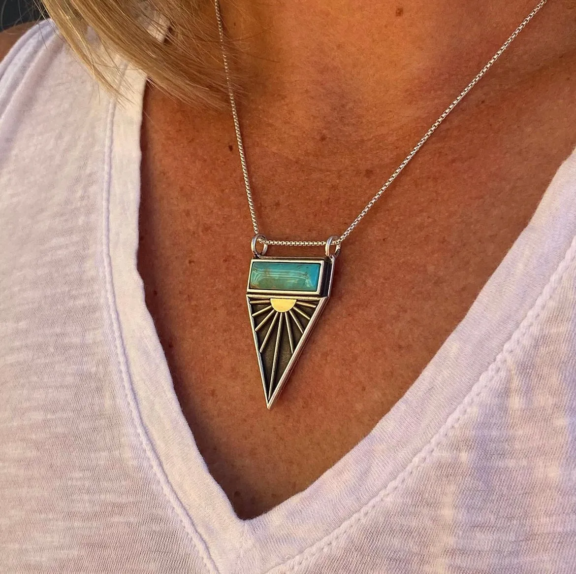 Turquoise Sunrays