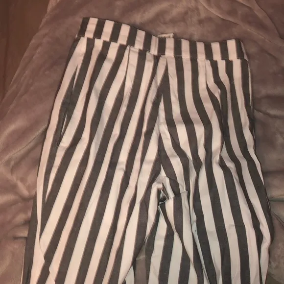 Urban outfitters stripped linen stretchy pants