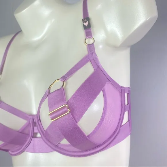 Victoria’s Secret Lavender Unlined Demi Strappy Cutout Very Sexy Bra