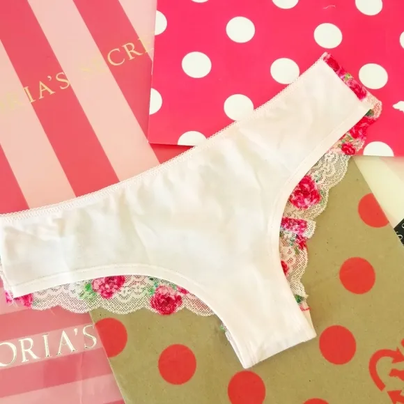 Victoria's Secret PINK Vintage Extra Low Rise Floral Lace Hipster Panty NWT