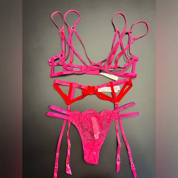 VS VICTORIA’S SECRET *NWT* VERY SEXYShine Strappy Open-Cup Triangle Bra XS Pink
