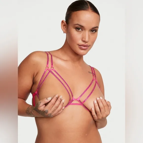 VS VICTORIA’S SECRET *NWT* VERY SEXYShine Strappy Open-Cup Triangle Bra XS Pink